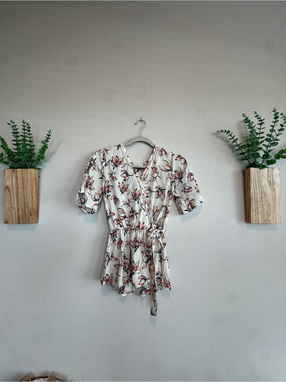 Sienna Sky Cream Floral Tie-Waist V-Neck Blouse